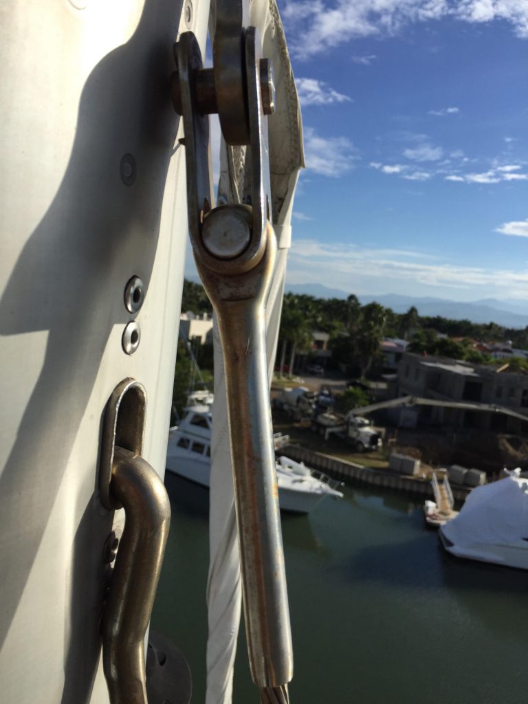 Standing Rigging Replacement on a Seawind 1160 Strikhedonia