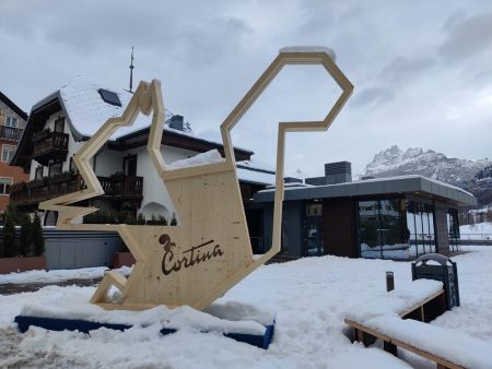 The FIS World Cup race is coming to Cortina in a few weeks so lots of decorations around town
