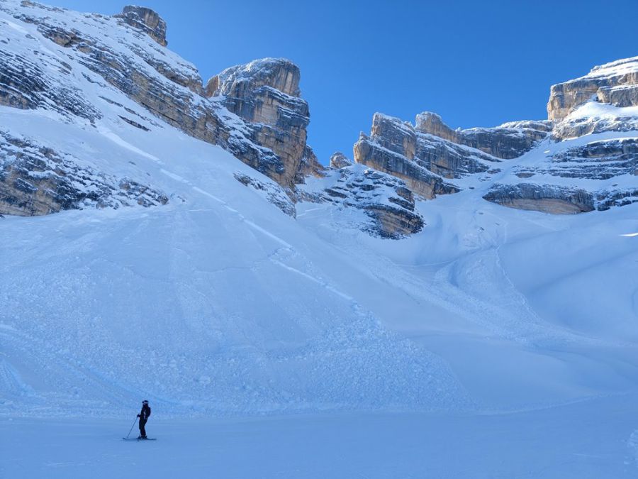 Yep, small avalanche at the top of the run