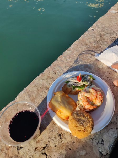 Lunch, super cheap spots with incredible food options