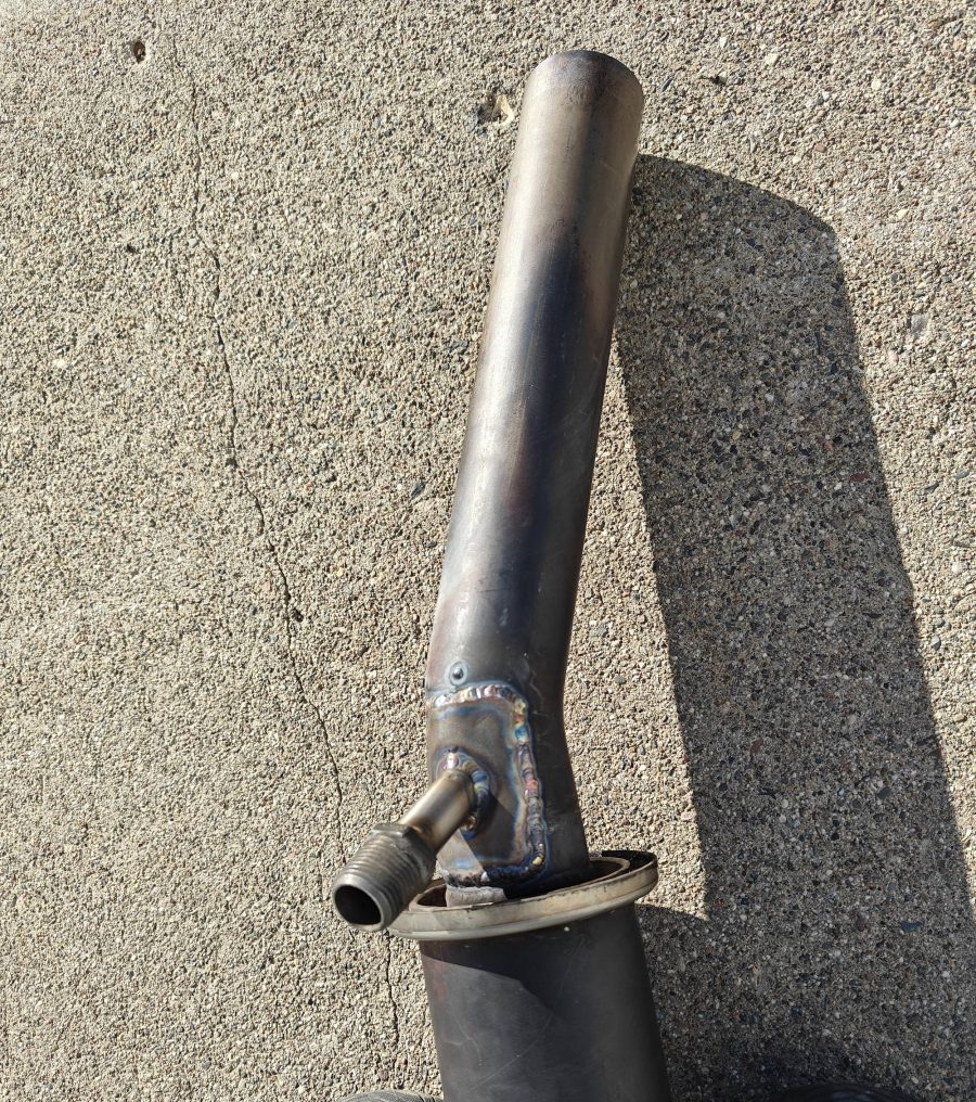 The one-way valve bracket welded onto the Vetterman exhaust
